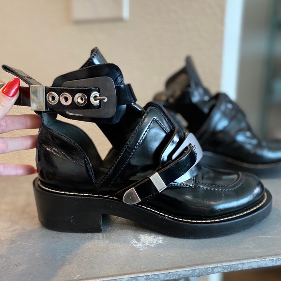 Balenciaga Ceinture Cut Out Creeper Ankle boots - Picture 9 of 16